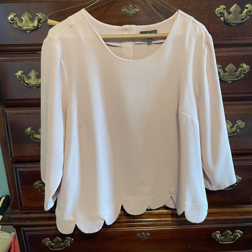 Crepe like blouse. Blush color.